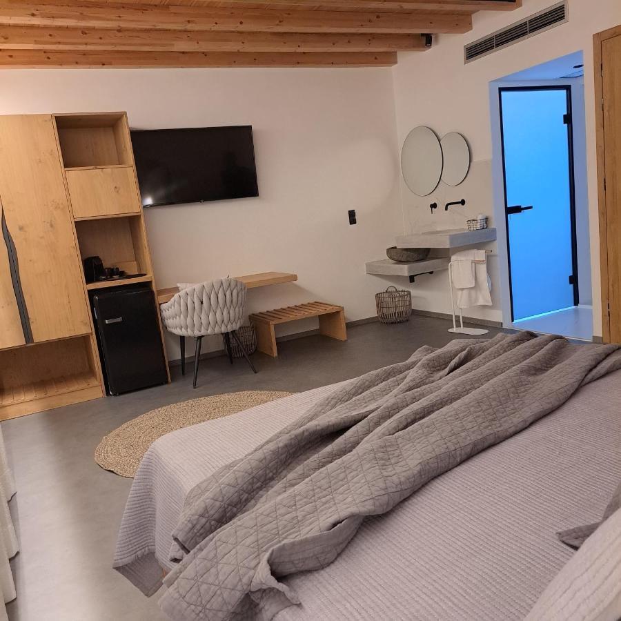 Nisaki Hotel & Elite Suites Ermoupoli Eksteriør billede