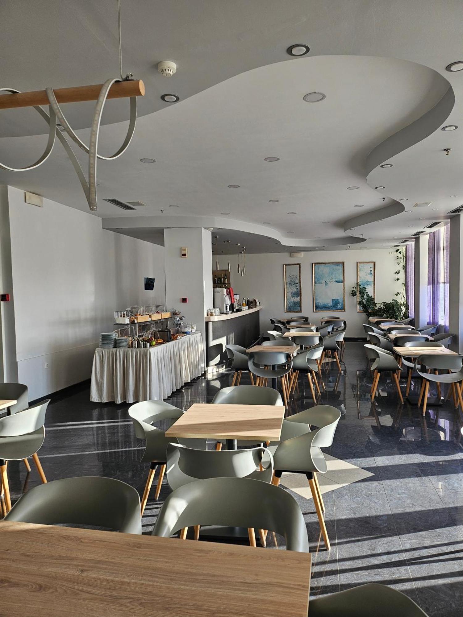 Nisaki Hotel & Elite Suites Ermoupoli Eksteriør billede