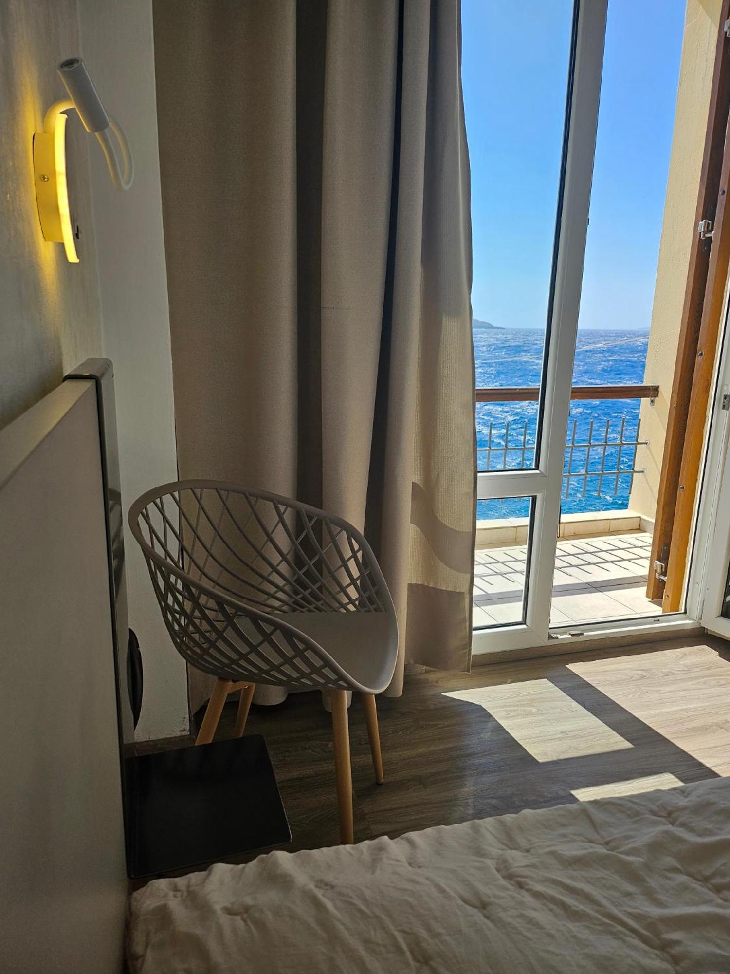 Nisaki Hotel & Elite Suites Ermoupoli Eksteriør billede